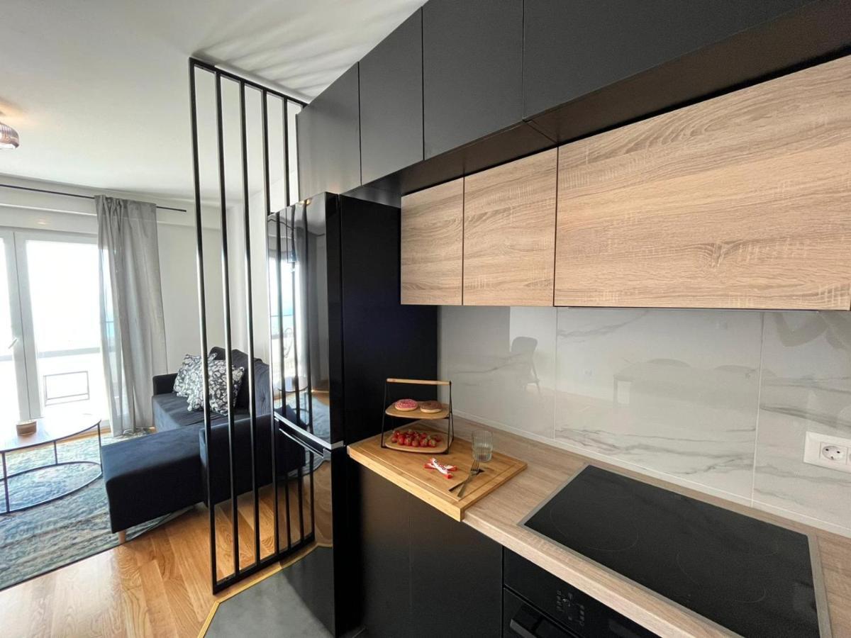 Apartman J&M Makarska Buitenkant foto